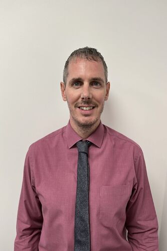 Jonathan Holt